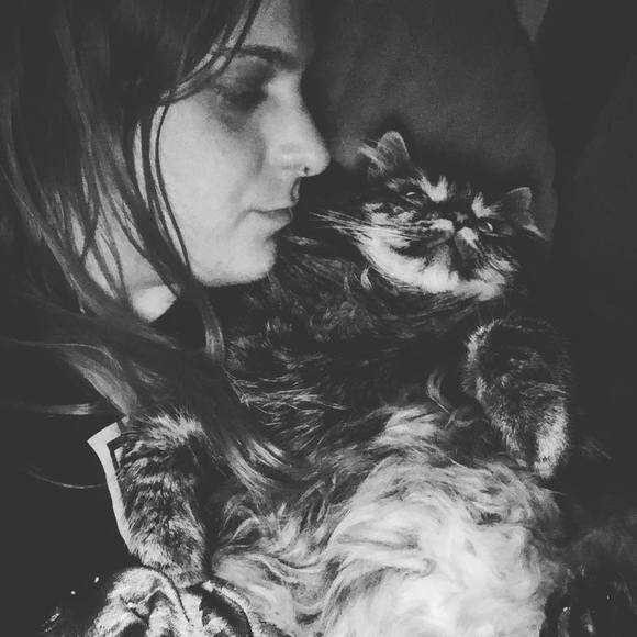 Meet your Posher, Mariah - Picture 1 of 1